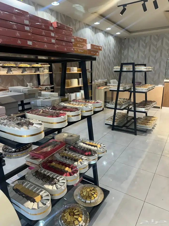 محل حلويات التقبيل 2