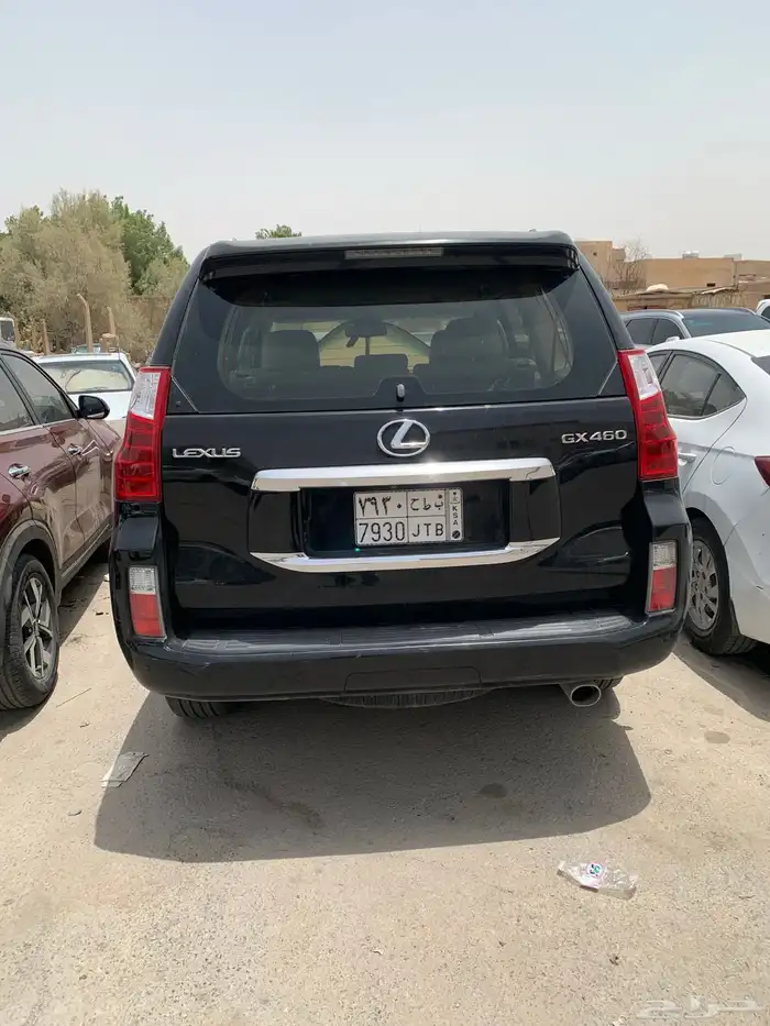جيب لكزس 460 GX موديل 2010 فل كامل لون اسود 9