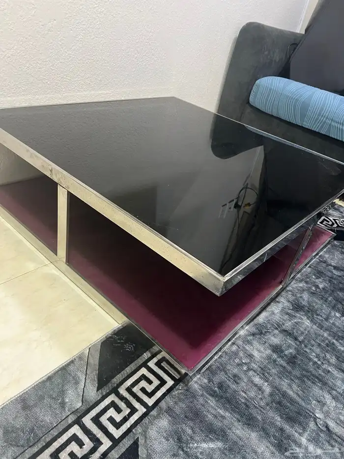حوض سمك طاوله زجاج كبيرة رفوق ديكور 6