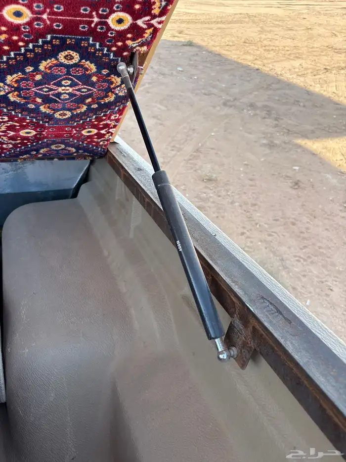 سطحه طبق. للبيع شاص لونه بيج 4