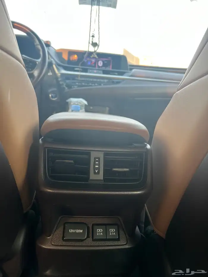 LEXUS ES300h 2019 لكزس اي اس300 هايبرد 23