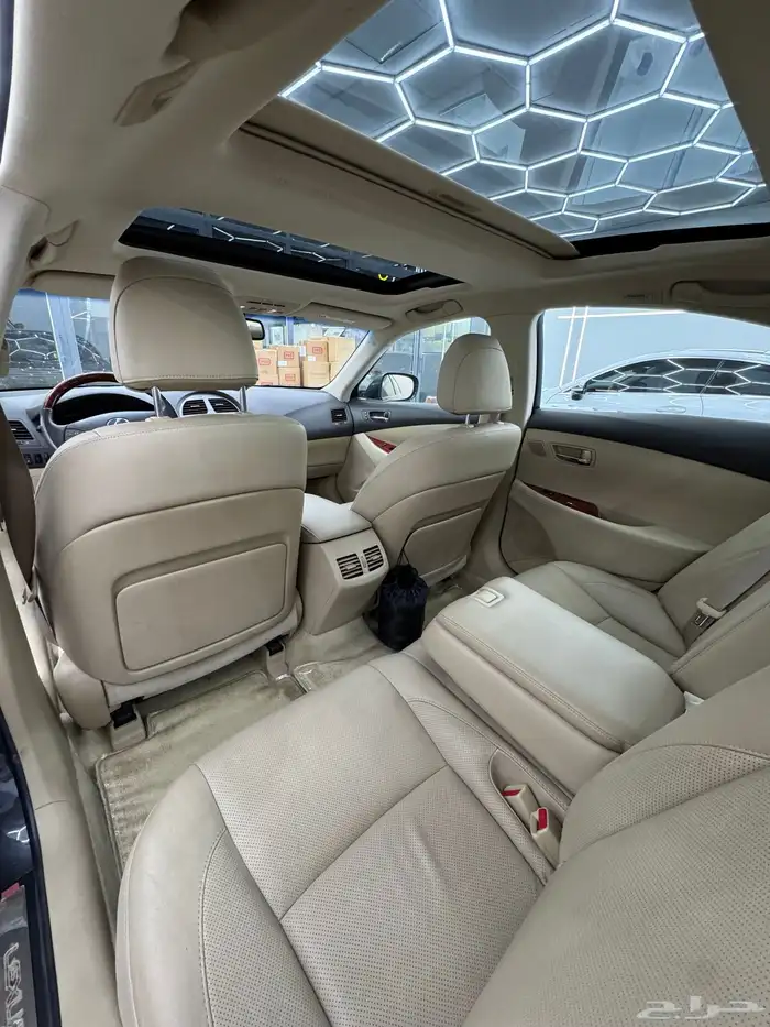 ES350 سعودي مخزن بحالة الوكالة 49