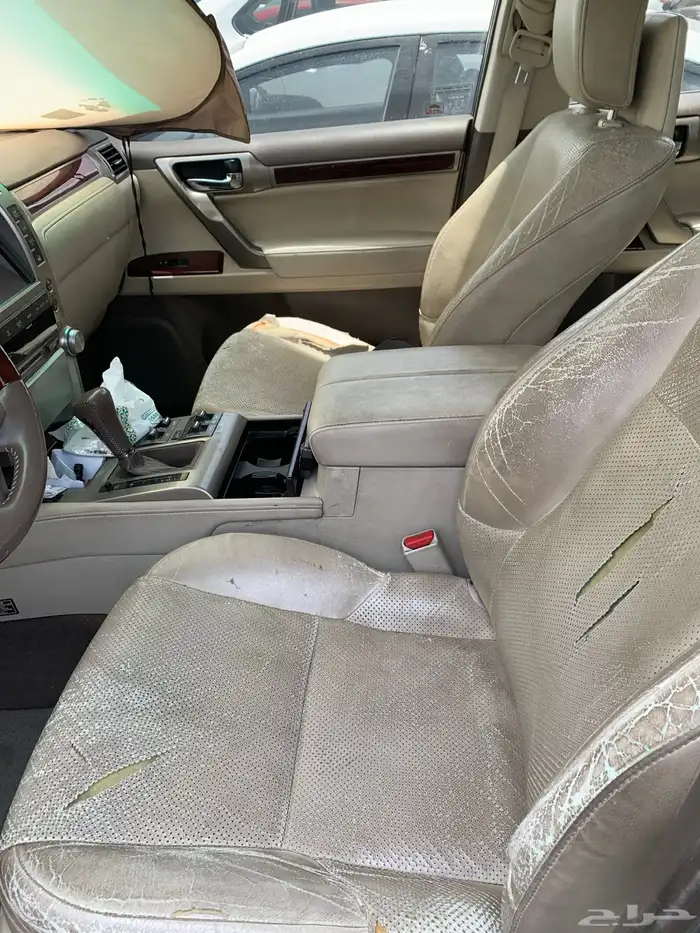 جيب لكزس 460 GX موديل 2010 فل كامل لون اسود 5