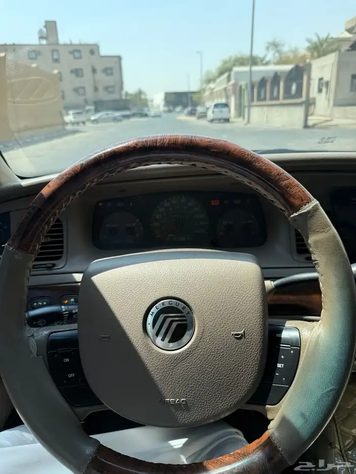 فورد جراند ماركيز 2005 للبيع 12