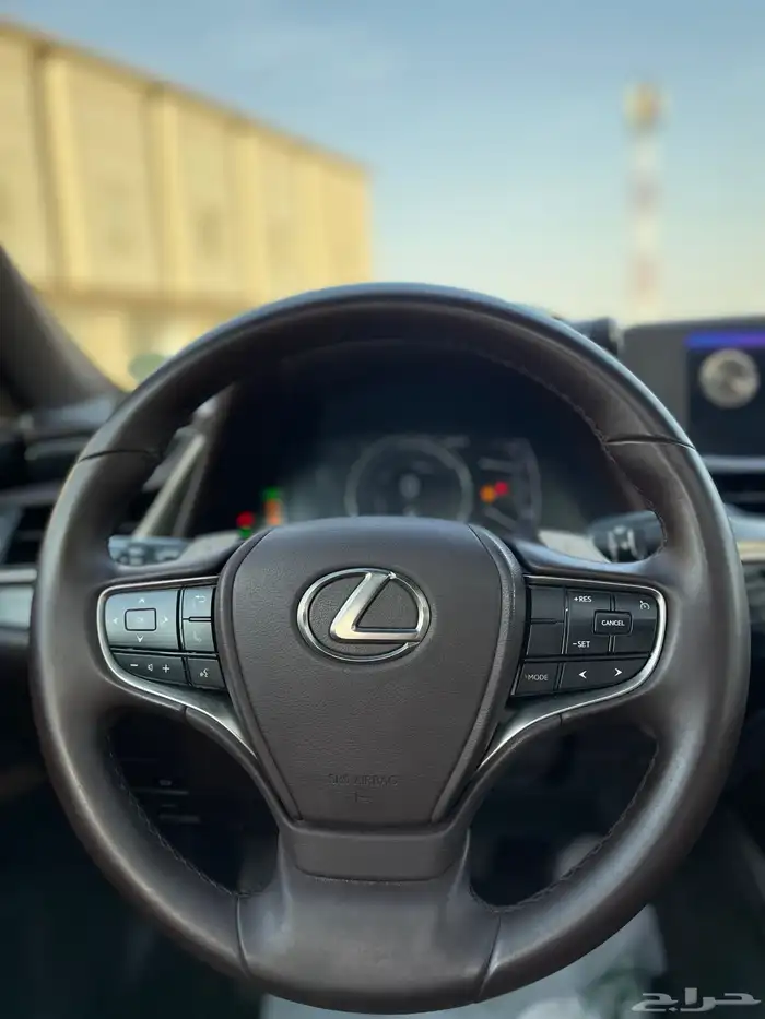 لكزس-ES300h-2020(ممشي87الف) 19