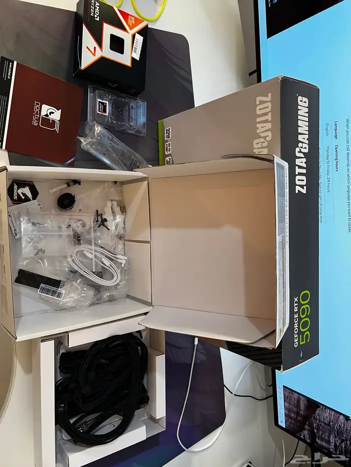 اصغر واقوى بي سي قيمنق وايدتنق ف حراج RTX5090 ITX PC 9800X3D 4