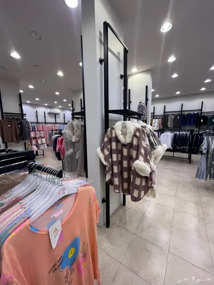 محل ملابس نسائيه للتقبيل بالكامل 9