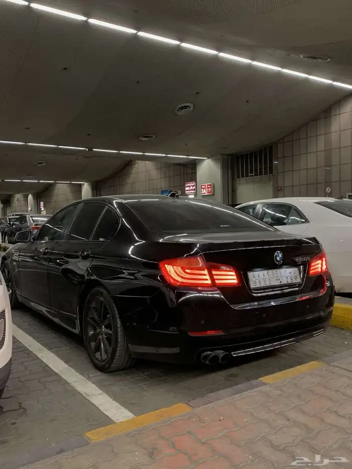 BMW 520i 2013 على الشرط بحالة ممتازة 2