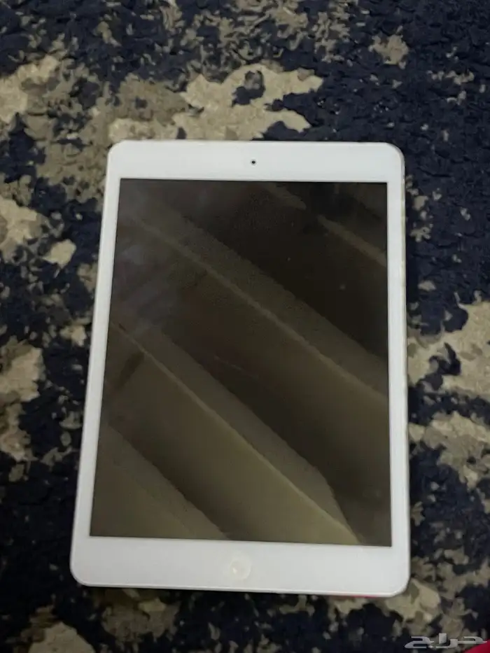 iPad في كسر خفيف في الشاشة ماياثر في الستخدام 2