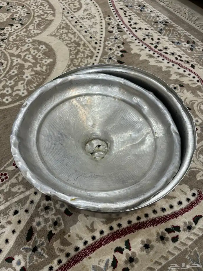 قدر تراثي كبير للبيع عمر القدر 30 سنه 2