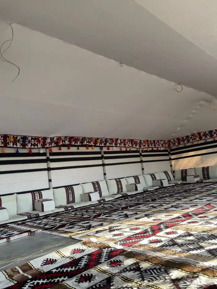 بيت الشعر ال 10