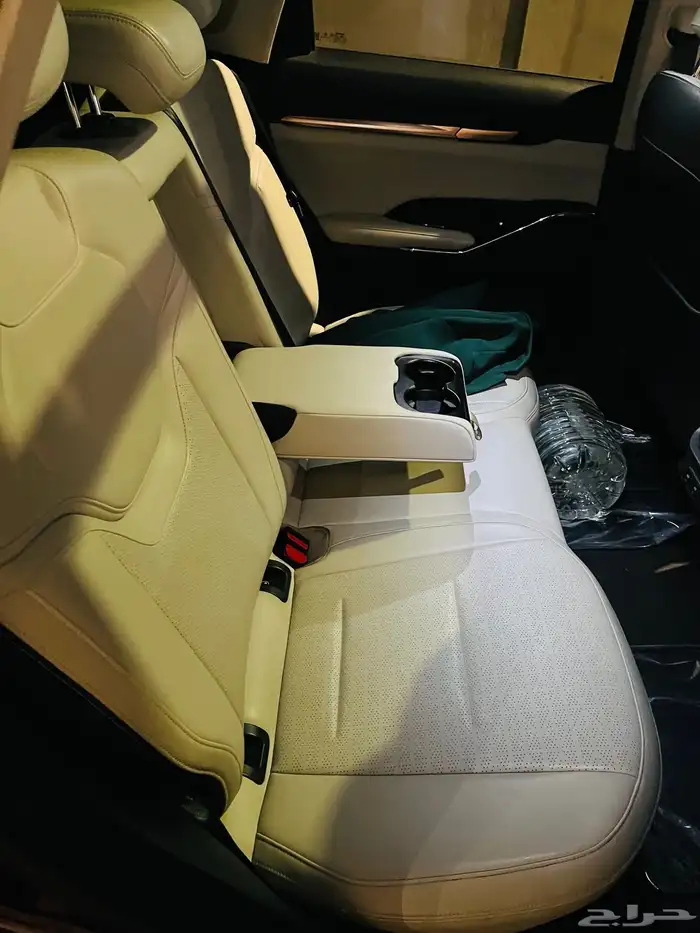 Haval H6 2.0 HEV 1