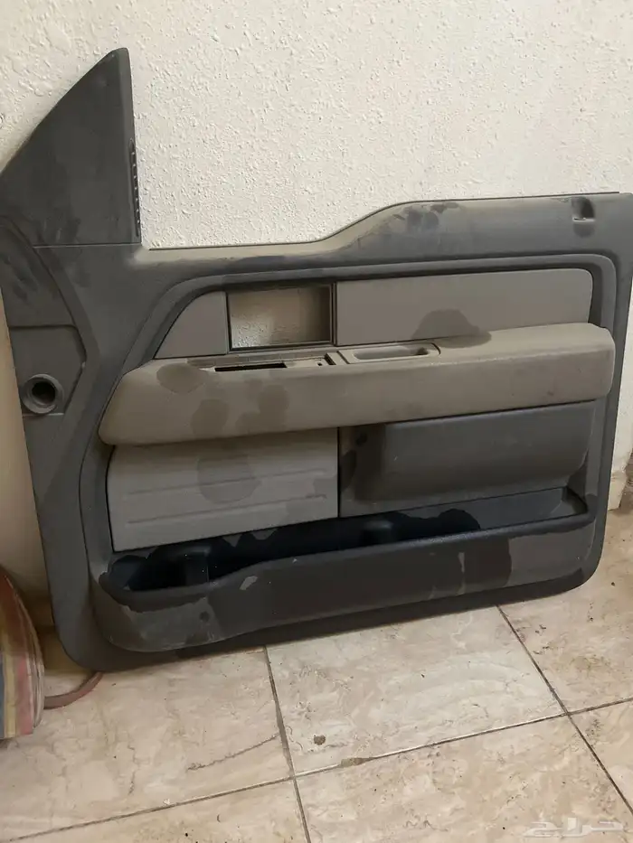 ديكور باب F150 الحاله شوفة عيونكم 0