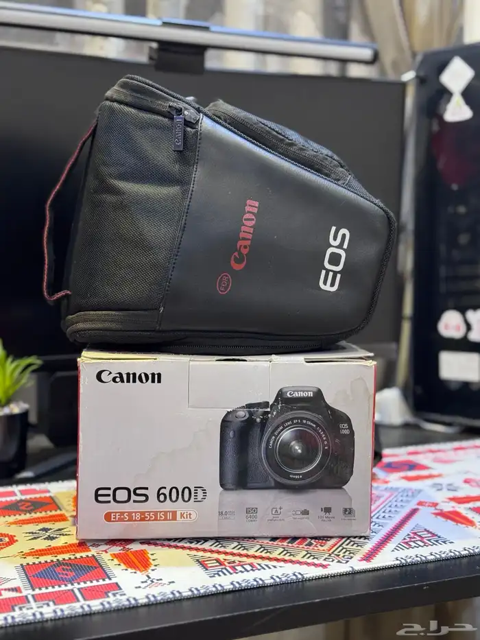 كاميرا كانون 600D مع عدستين 9