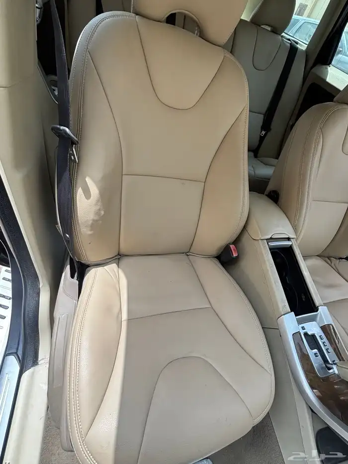 فولفو XC60 13