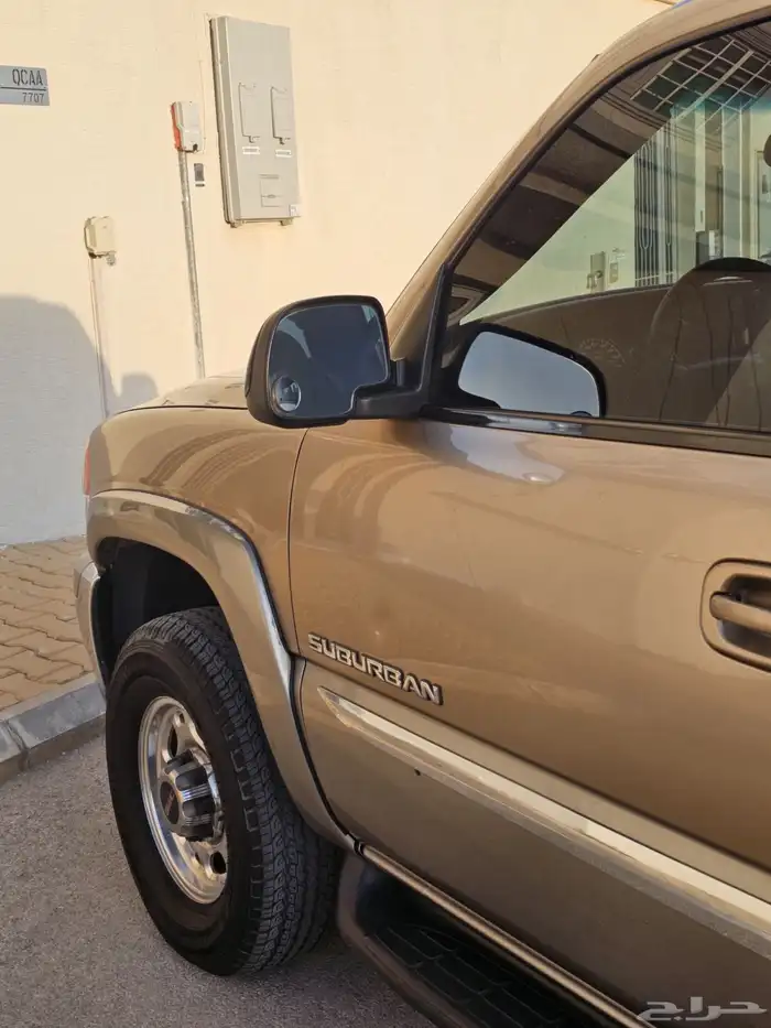 جمس سوبربان موديل 2001 ذهبي 8