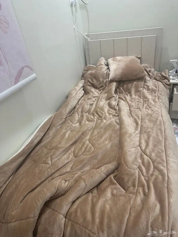 بيع اثاث مع مكيفات كامل. بدون تجزيه 10