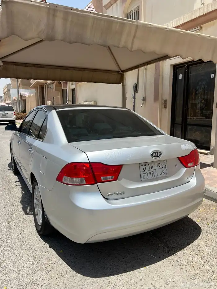 KIA optima 2009 for sale in excellent condition 5