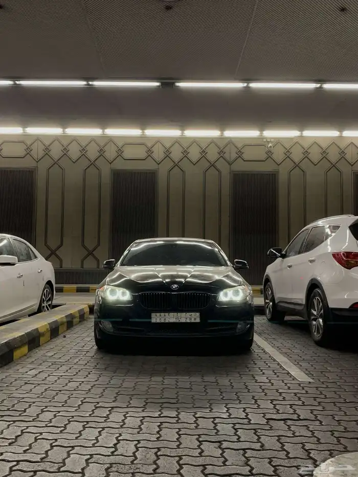 BMW 520i 2013 على الشرط بحالة ممتازة 0