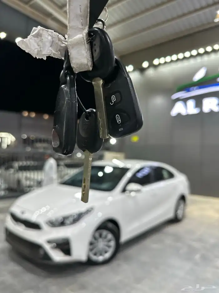 سيراتو 2021 ستاندر لؤلؤي متوفر لدى معرض(عبيد الرشيدي) 27