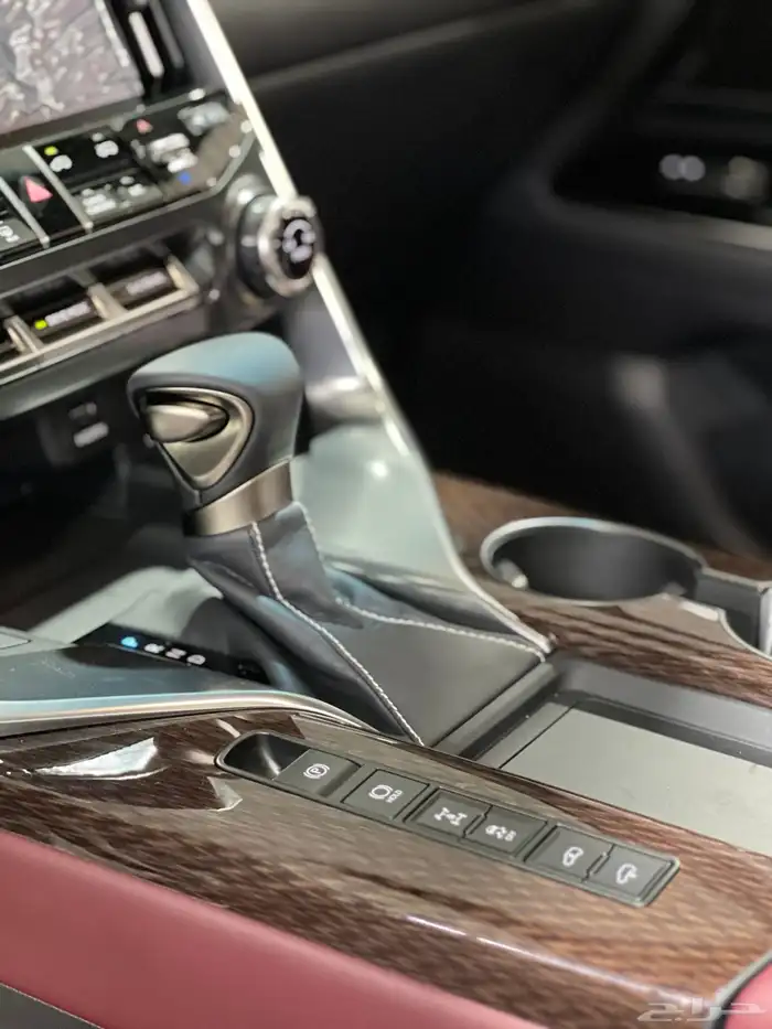 لكزس   LX600 - BB بنزين 2025 جديد سعودي 13