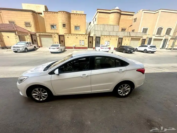 شيري أريزو 5 فل كامل 2022 74 ألف كم وكالة بالكامل 3
