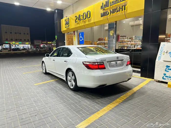 لكزس للبيع 4