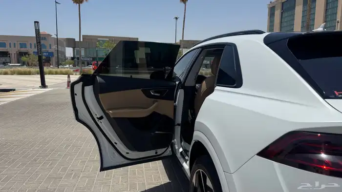 اودي Q8 2019 Black Edition 14
