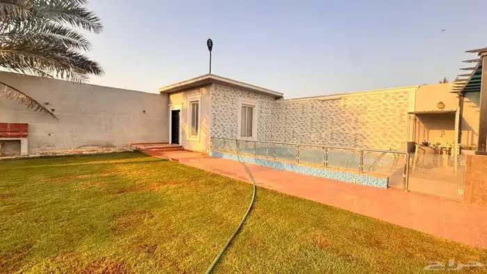 فرصه 5 شاليهات جديدة للبيع 2800 م في ديراب - الرياض 30