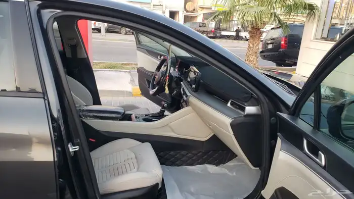 كيا k5 2021 نص فل ممشى 195600 فئة سبورت S 14