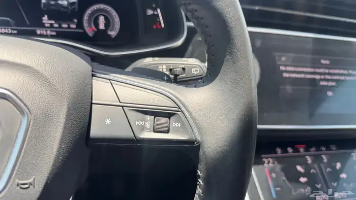 اودي Q8 2019 Black Edition 15