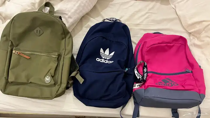 شنطتين مدرسيه ب 140 اديداس الوحدة ب 80 0