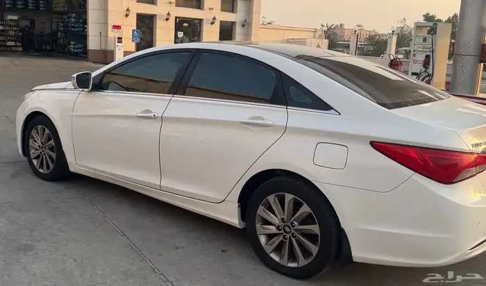 هونداي . 2014 . سوناتا 1