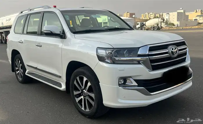 لاندكروزر تورنق 2019 سعودي فل كامل شرط وكاله على الفحص ب220 7