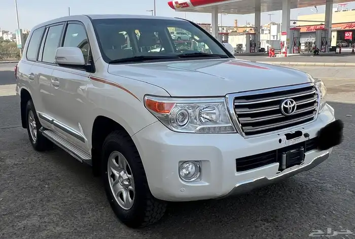 لاندكروزر GXهدد2015فل كامل شرط وكاله على الفحص ب140الف 3