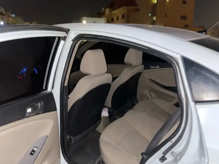 اكسنت 2016 للبيع 11