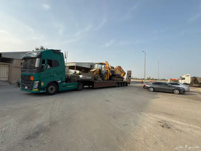 موجود لوبد في خميس مشيط لنقل المعدات ثقيلة 0