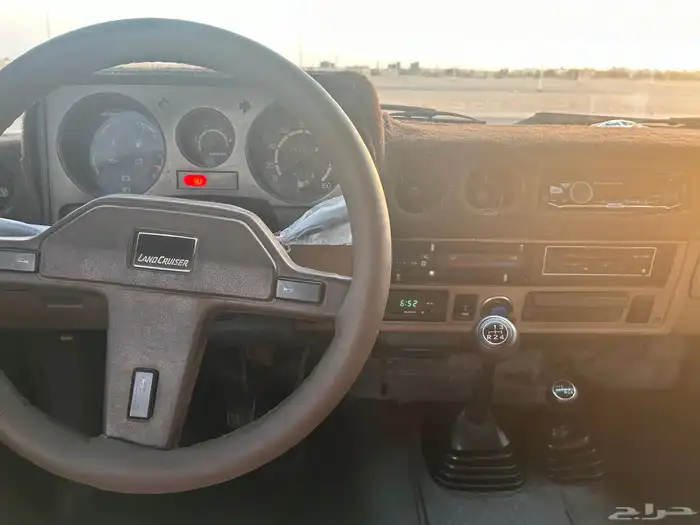 لاندكروزر 1983 G 4