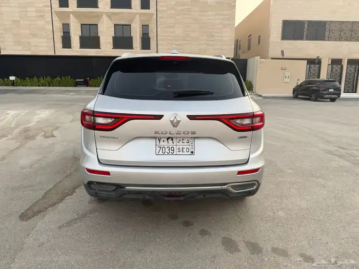 رينو كوليوس 2018 فل كامل 3