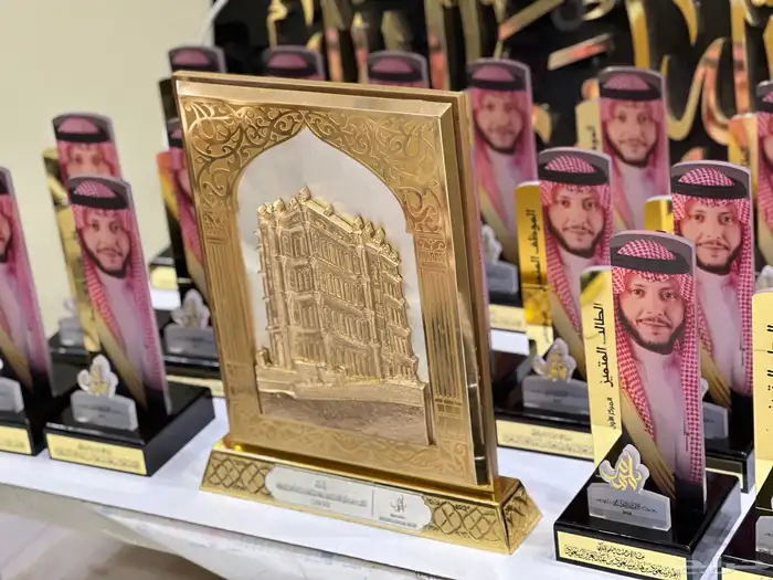 دروع تذكارية   تكريم تخرج تقاعد 29