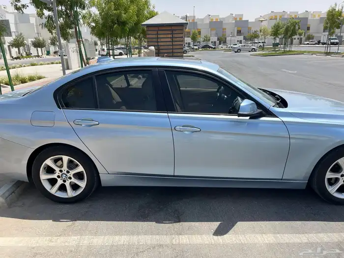 بي ام دبليو 2012 BMW 320i 8
