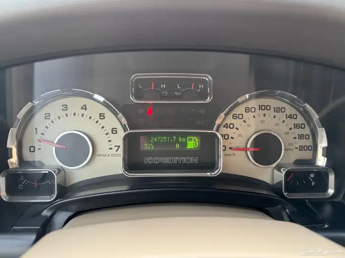 للبيع فورد اكسبيدشن قصير 2013 10