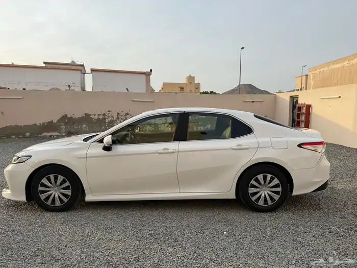كامري 2020 ستاندر LE 11