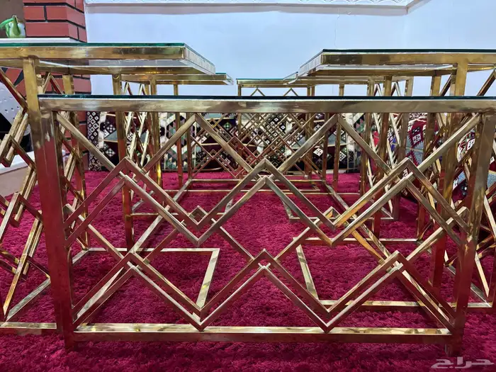 طاولة للبيع 2
