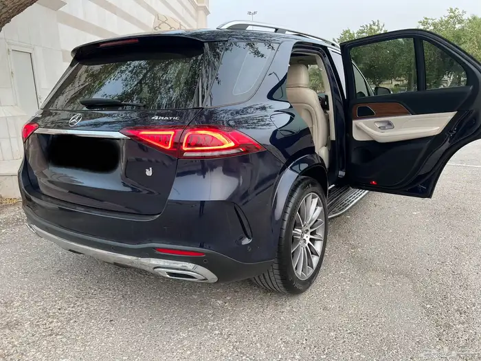 مرسيدس ( GLE450 ) الموديل 2022 تحت الضمان شبه جديده 32
