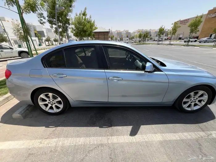 بي ام دبليو 2012 BMW 320i 7