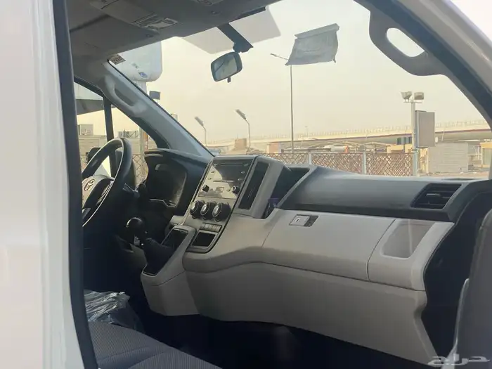 تويوتا باص 2023 بضاعه ديزل للبيع 9