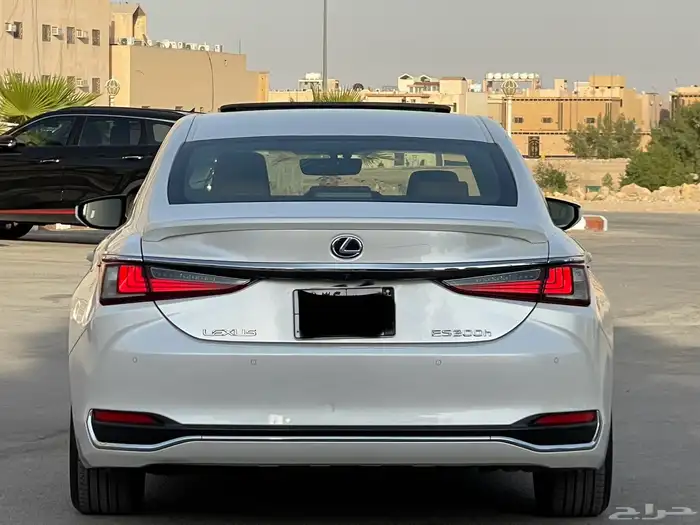 لكزس-ES300h-2020(ممشي87الف) 12