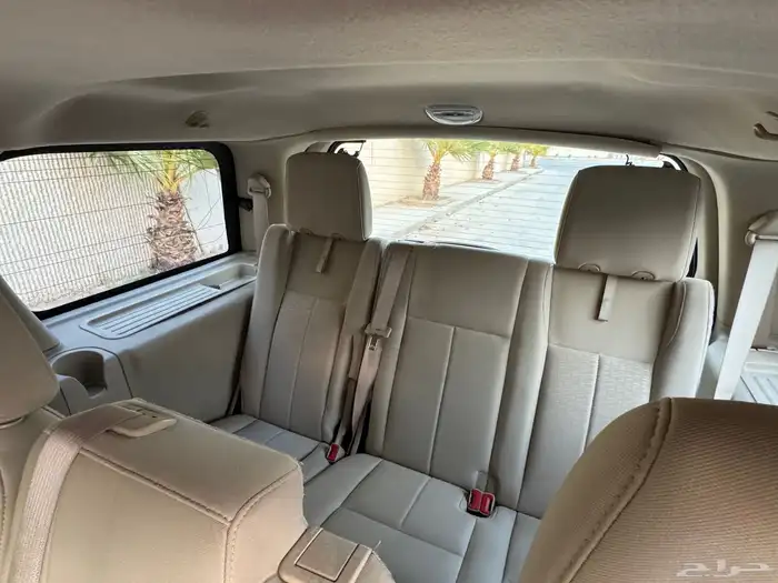 للبيع فورد اكسبيدشن قصير 2013 13