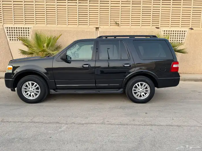 للبيع فورد اكسبيدشن قصير 2013 2